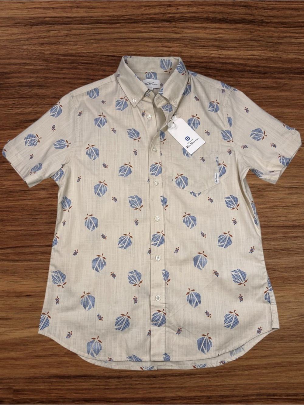 Ben Sherman Men’s Short Sleeve Casual Button Up Shirt. Small